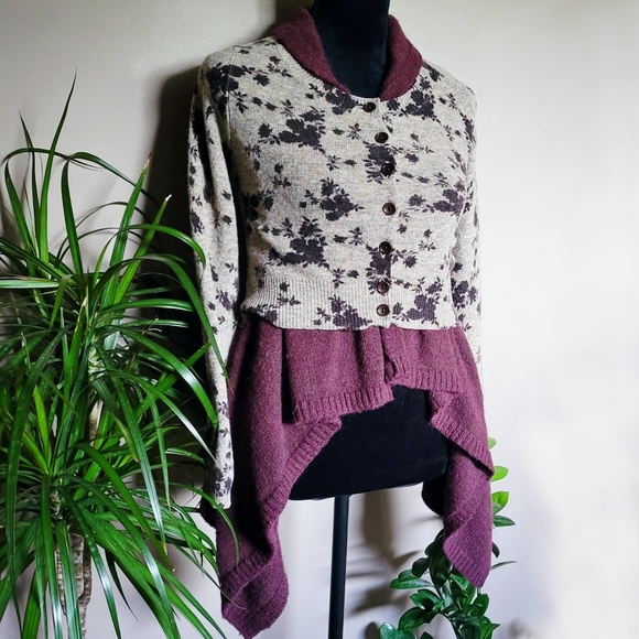 Beautiful overlap Wool/Alpaca sweater - Picture 2 of 12